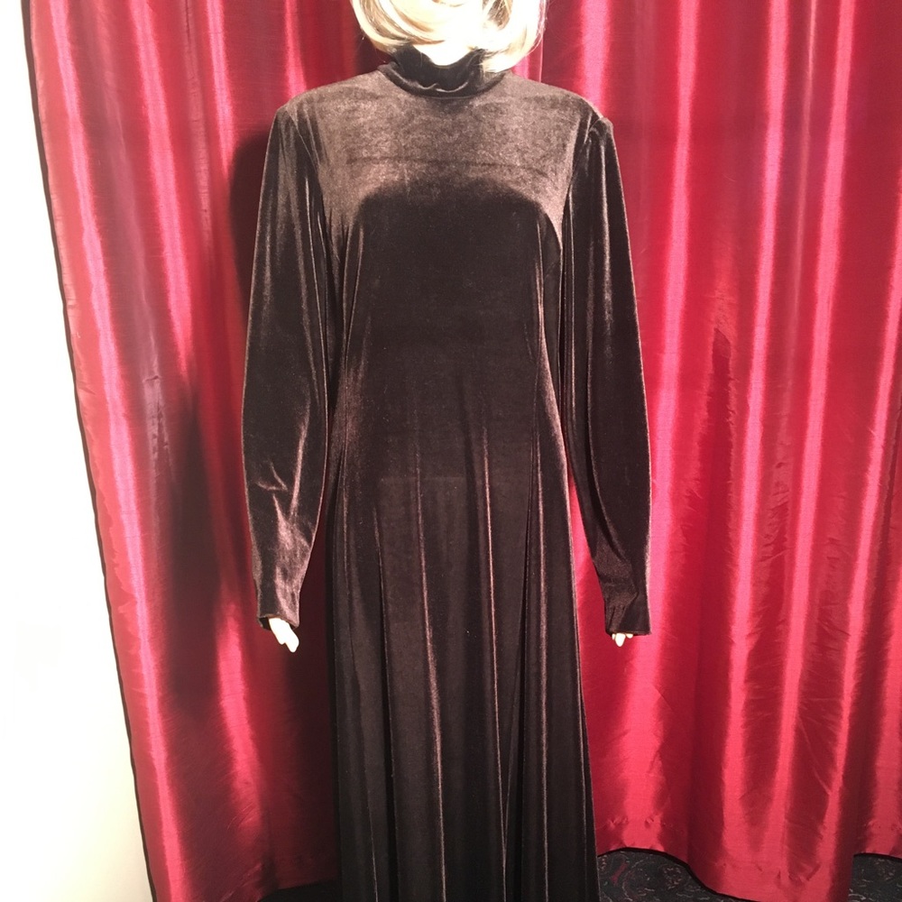 Full Length Dana Buchman Brown Velvet Maxi Dress